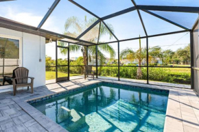 Englewood Escape 3BR Canal Front with Pool